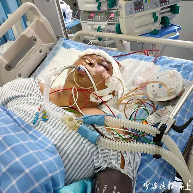 �ضȻ����е�Ī�͢