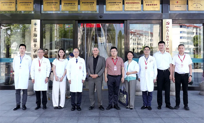  ���H���� �� �����ҿƌWԺԺʿ���D�e����WAndreas Heinz�����W�R�t(y��)Ժ���L����